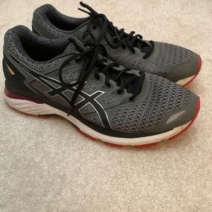 Men’s Asics GT3000
